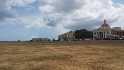 grama quemada y arquitectura