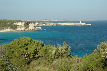 Les c&ocirc;tes de la Corse du Sud vues depuis le c&eacute;l&egrave;bre golf de Sperone, &icirc;le de Corse, France