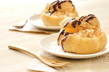 シュークリーム


