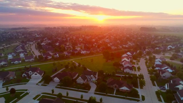 Hazy, Beautiful, Sunrise,sun, Over, Suburb, Neighborhood, 
