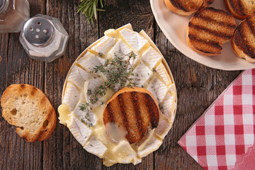 baked camembert