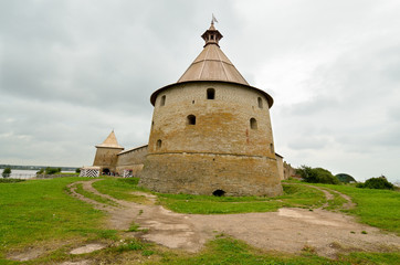 Obraz premium Tower of the ancient fortress.