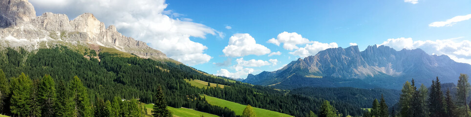 Fototapeta na wymiar Panoramic view of Dolomites Alps