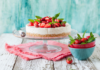 No Bake Strawberry Cheesecake