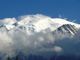 Sommet de la chaîne du massif du Mont Blanc