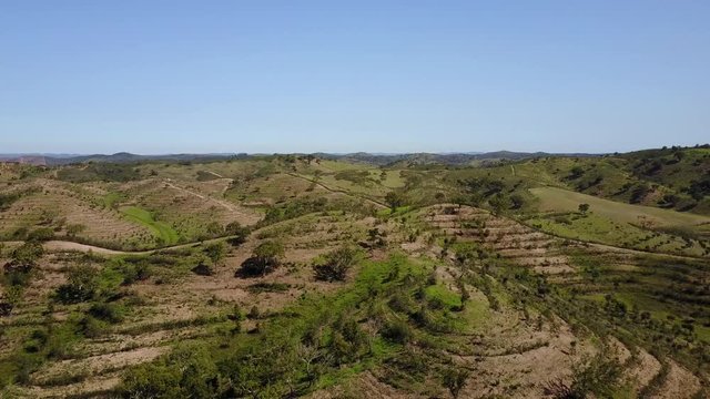 An Aerial pan from Parque Natural de las Sierras de Aire y Candeeiros
