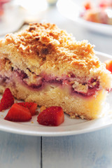 Strawberry crumble pie close up