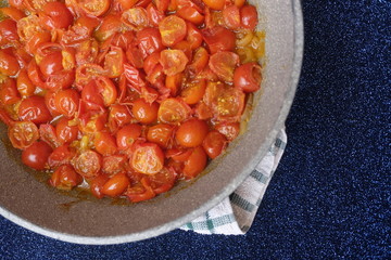 fresh tomato sauce