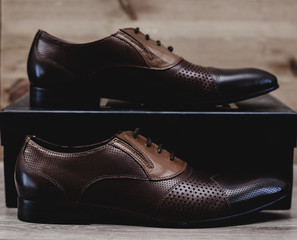 Brown leather executive shoes