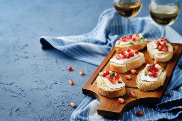 Pomegranate Brie balsamic crostini