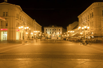 Fototapeta na wymiar Szeged by night
