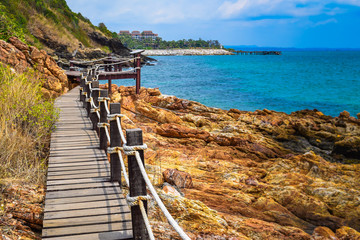 Obraz premium wood bridge sea and mountain