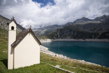 Chiesetta al Lago di Salarno