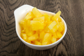 Canned pineapple