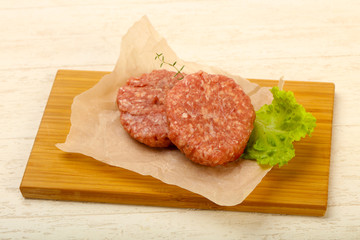 Raw cutlet