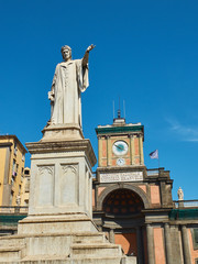 Fototapeta premium Statue of Dante Alighieri in Naples. Campania, Italy.