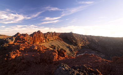 Panoramic view - Sunset in Summit of volcano Mt Ngauruhoe it was Mordor Tower - Lord of The Rings trilogy movies, , Tongariro Northern Circuit, Great walk in New Zealand. 
