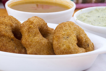 Idali Vada Food