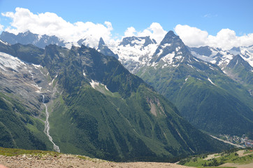 Fototapeta premium Домбай, летний пейзаж