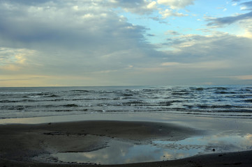 Strand in Bibione, Adria, Italien,Spiegelung am Sandstrand