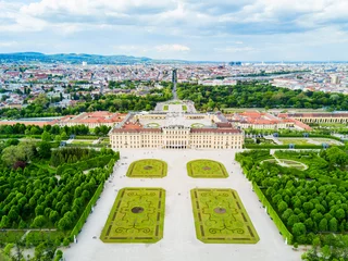 Zelfklevend Fotobehang Schonbrunn Palace aerial, Vienna © saiko3p
