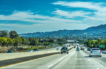 Fototapeta premium Traffic in 101 freeway southbound