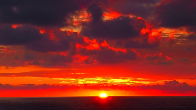 Wundersch&ouml;ner Sonnenuntergang an der Nordsee auf Sylt