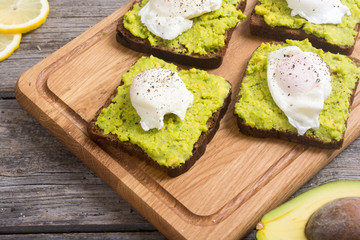 Poached egg and avocado