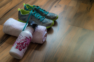 sport zubehör auf dem boden