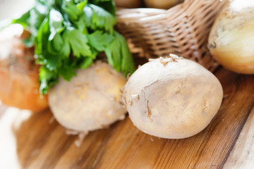 Raw potatoes and onion 