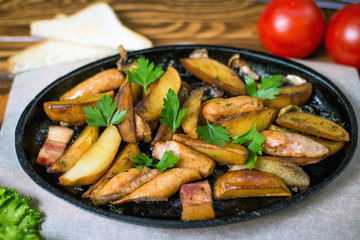 hot skillet with potatoes