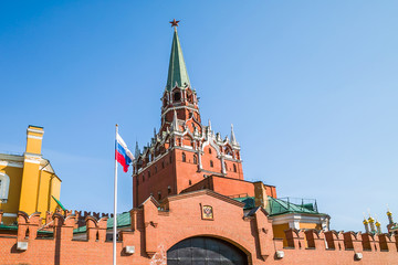 Obraz premium The Troitskaya Tower in Moscow Kremlin, Russia