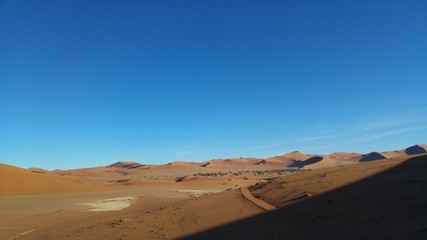 Fototapeta na wymiar Wüste mit Himmel Desert with sky view