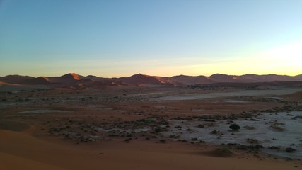 Fototapeta na wymiar Tal in Namibia Africa Valley Dunes zwischen Dünen