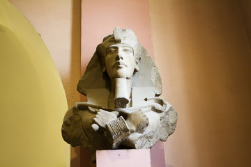 Akhenaton Bust Sculpture