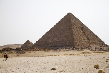 Fototapeta na wymiar Pyramid in Giza