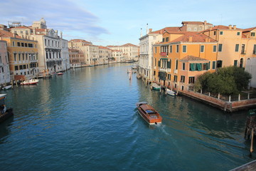 Fototapeta na wymiar Venice canal grande