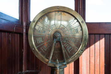 Brass ship's telegraph © Andrew Nunn