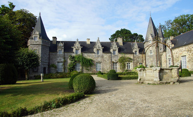 Fototapeta na wymiar chateau de Rochefort-en-terre