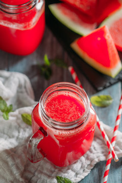 Watermelon smoothies in mason jar