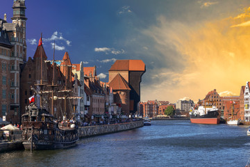 Stare miasto w mieście Gdańsk, Polska © Senatorek