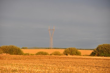 Słup wysokiego napięcia