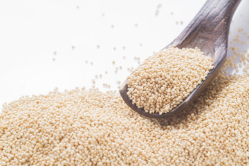 pile of seeds and amaranth flour