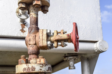 Shut-off valves on the high-pressure well flowing equipment. Oil equipment
