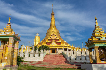 Fototapeta na wymiar Laykyun Sekkya in Monywa, Myanmar. Bodhi Tataung Standing Buddha is the second tallest statue in the world.