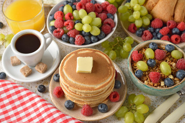 Pancakes with berries