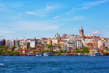 Fototapeta na wymiar Bosphorus and Galata Tower in Istanbul, Turkey