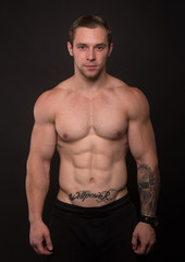 Fototapeta na wymiar Young bodybuilder