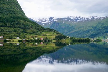 Fototapeta na wymiar Paisajes de noruega