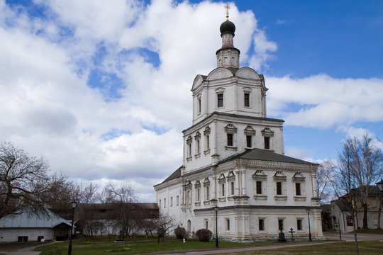 picture of the most ancient monastery of moscow